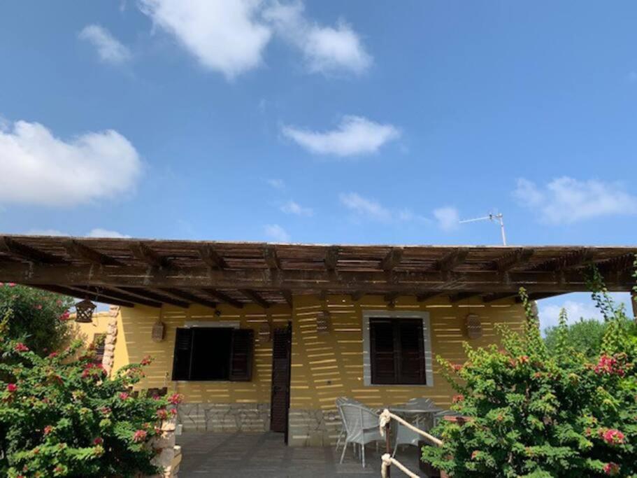 Villa Maveda, Un Dammuso Immerso Nel Verde Lampedusa Luaran gambar