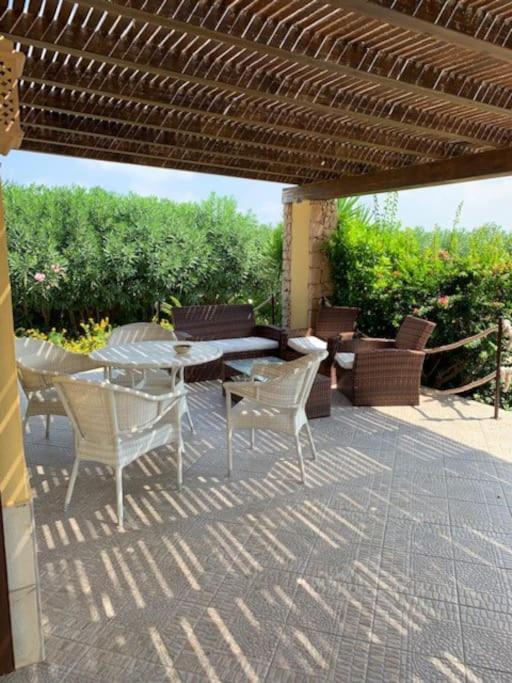 Villa Maveda, Un Dammuso Immerso Nel Verde Lampedusa Luaran gambar